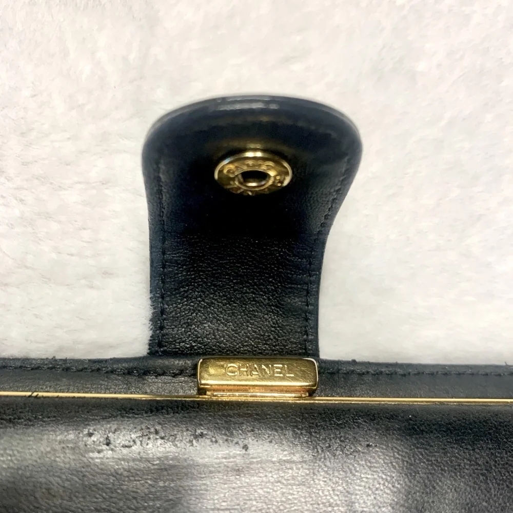 CHANEL VINTAGE 24K Gold Black Kiss Lock CC Bi-Fold Wallet WOC